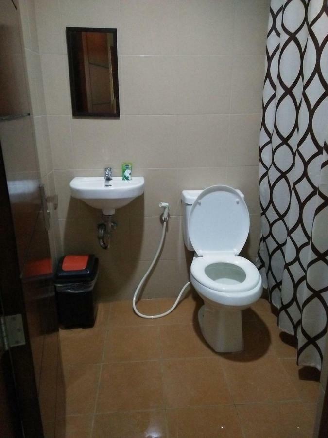 Lourdes Inn Paranaque City Exterior foto